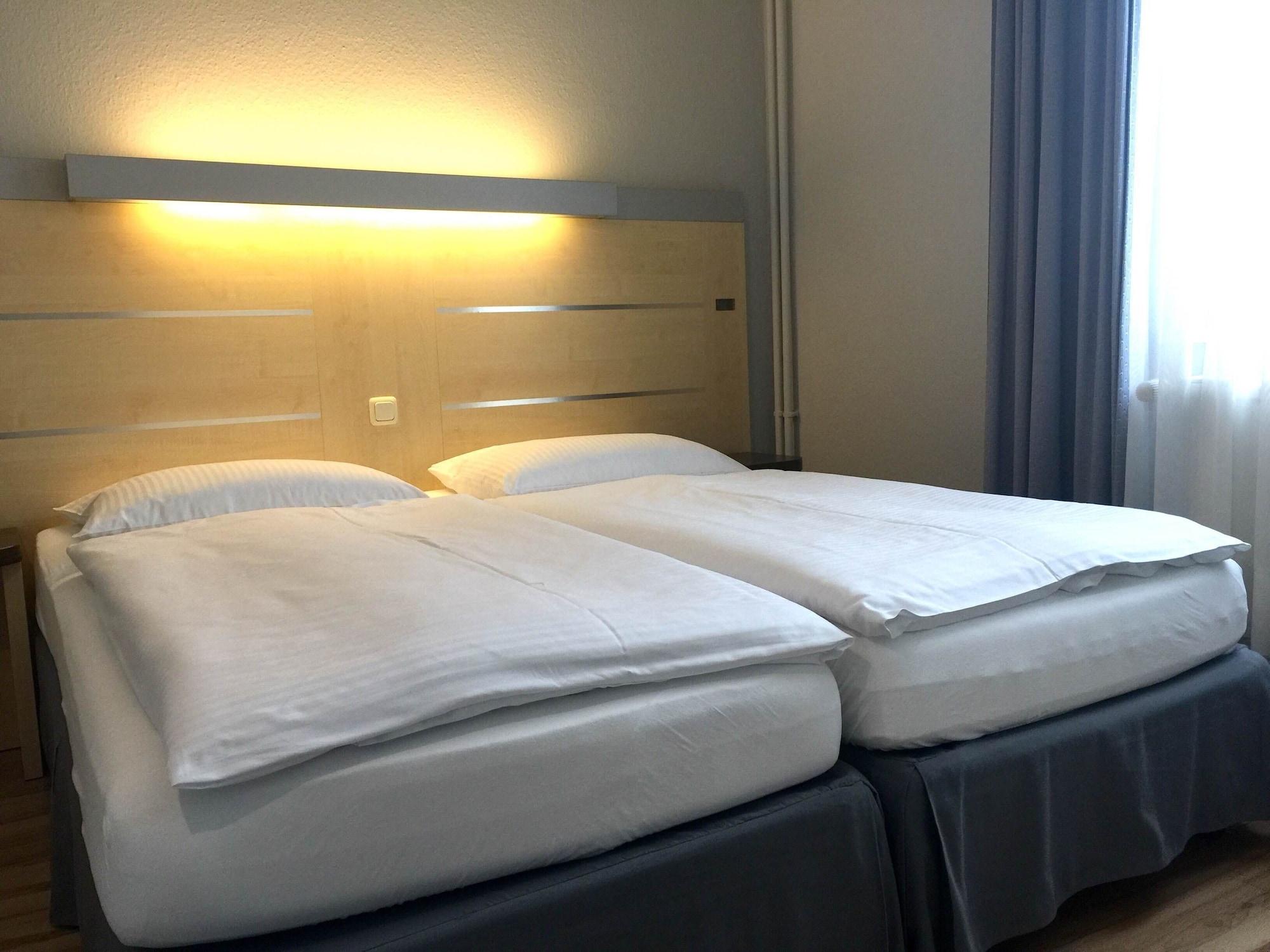 Enjoy Hotel Berlin City Messe Berlim Exterior foto